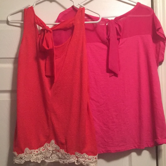 2 Tops w Beautiful Tie Back Detail - Picture 2 of 2